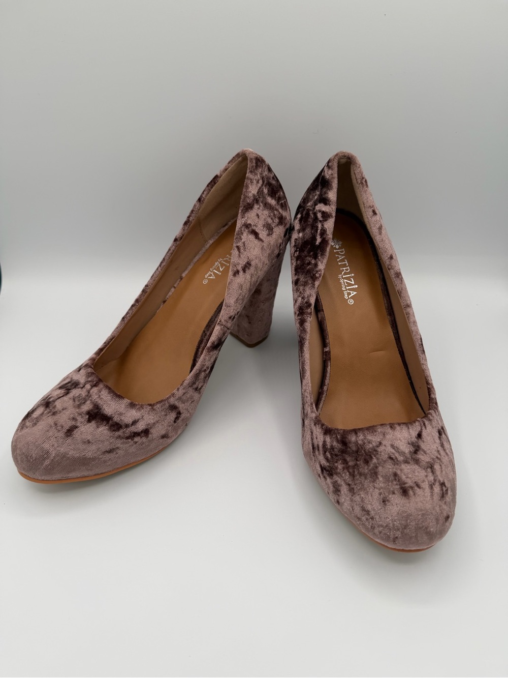 Patrizia Pepe Crushed Velvet Block Heels in Mauve Rose